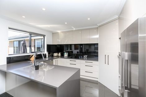 Photo of property in 206a Ngamotu Road, Spotswood, New Plymouth, 4310