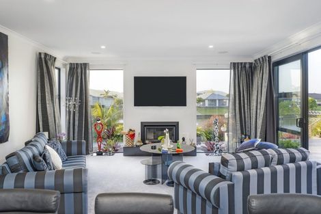 Photo of property in 43 Aquila Drive, Whitianga, 3510