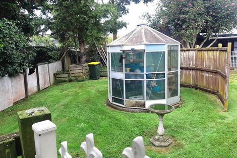 Photo of property in 10 Hazeldene Place, Opaheke, Papakura, 2113