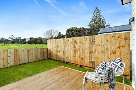 Photo of property in 15 Matakohe Road, Westgate, Auckland, 0814