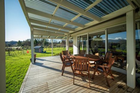 Photo of property in 82 Thorn Road, Dovedale, Wakefield, 7096