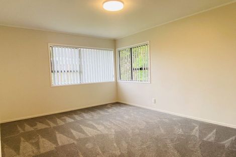 Photo of property in 7 Rene Place, Sunnyhills, Auckland, 2010