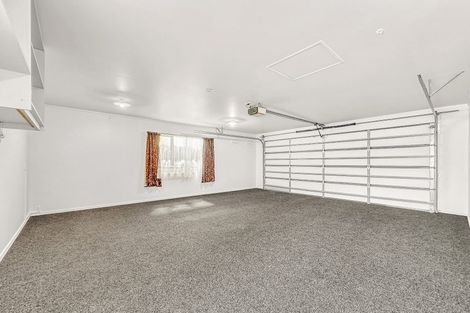 Photo of property in 10 Yasmin Lane, Kinloch, Taupo, 3377