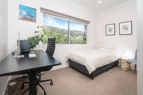 Photo of property in 2/123 The Parade, Island Bay, Wellington, 6023