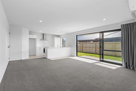 Photo of property in 61 Northmoor Boulevard, Rolleston, 7615