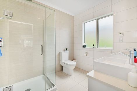 Photo of property in 225 Millwater Parkway, Silverdale, 0932