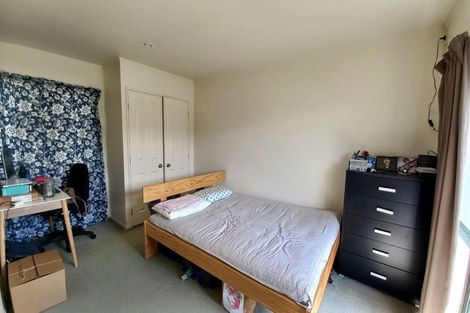 Photo of property in 12 Vitex Lane, Henderson, Auckland, 0612