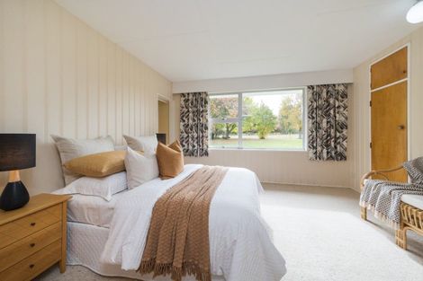 Photo of property in 660b Roberts Line, Kelvin Grove, Palmerston North, 4470