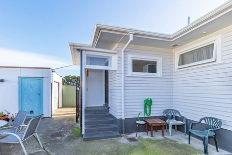 Photo of property in 2 Linley Place, Levin, 5510