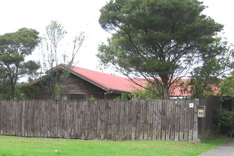 Photo of property in 145 Colwill Road, Massey, Auckland, 0614