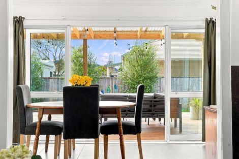 Photo of property in 12 Cumbrae Place, Aramoho, Whanganui, 4500
