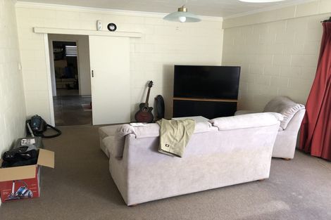 Photo of property in 43 Matuhi Rise, Henderson, Auckland, 0612