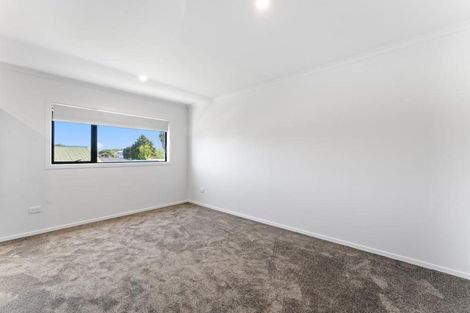 Photo of property in 30 Opaheke Road, Papakura, 2110