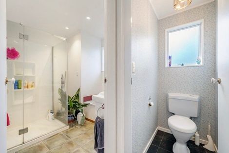 Photo of property in 2/259 Major Drive, Kelson, Lower Hutt, 5010