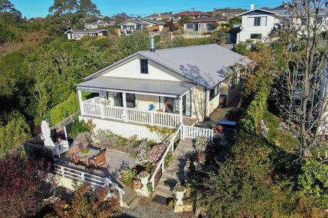 Photo of property in 7a Avon Street, South Hill, Oamaru, 9400
