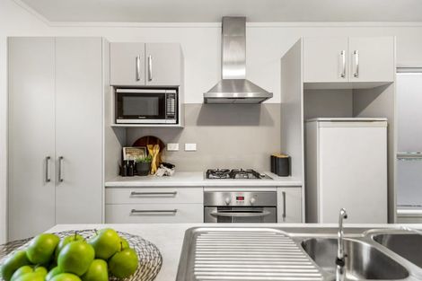Photo of property in 114 Mountbatten Avenue, Hillcrest, Auckland, 0627