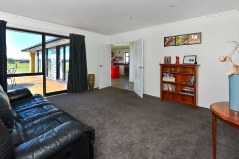 Photo of property in 39 Landsborough Drive, Darfield, 7571