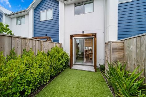 Photo of property in 2/8 Riccarton Road, Riccarton, Christchurch, 8011