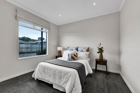 Photo of property in 18 Te Arakete Place, Hurworth, New Plymouth, 4310