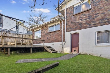 Photo of property in 1/72 Stanaway Street, Hillcrest, Auckland, 0627