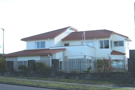 Photo of property in 72 Moire Road, Massey, Auckland, 0614