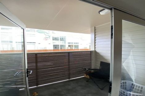 Photo of property in 16 Austin Street, Mount Victoria, Wellington, 6011