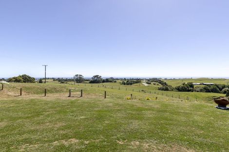 Photo of property in 207 Upper Pitone Road, Pitone, New Plymouth, 4374