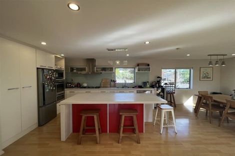 Photo of property in 33 Titoki Street, Te Atatu Peninsula, Auckland, 0610