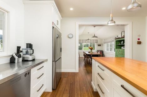 Photo of property in 10 Roma Way, Waitarere, 5510