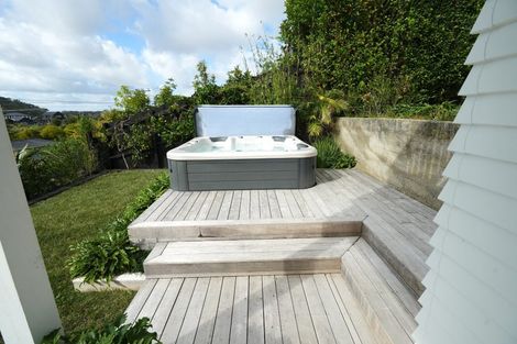 Photo of property in 6 Kent Street, Riverhead, 0820