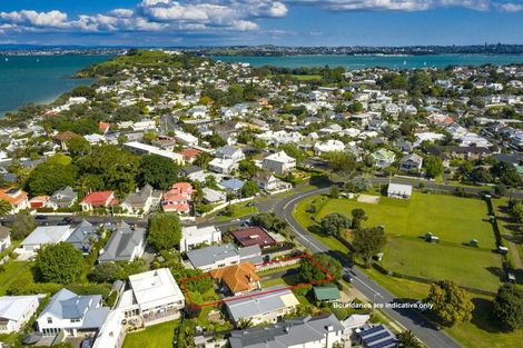 Photo of property in 12 Wairoa Road, Narrow Neck, Auckland, 0624