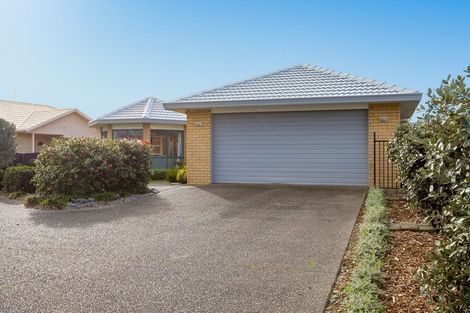 Photo of property in 39 Rosberg Place, Mount Maunganui, 3116