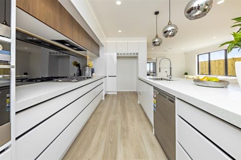 Photo of property in 16 Hutukawa Drive, Beachlands, Auckland, 2018