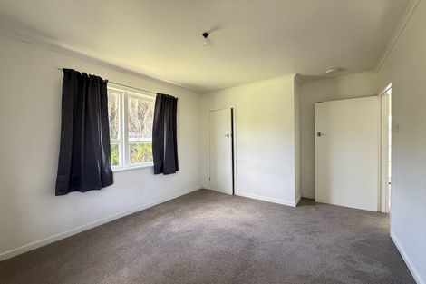 Photo of property in 13 Valdale Road, Henderson, Auckland, 0610