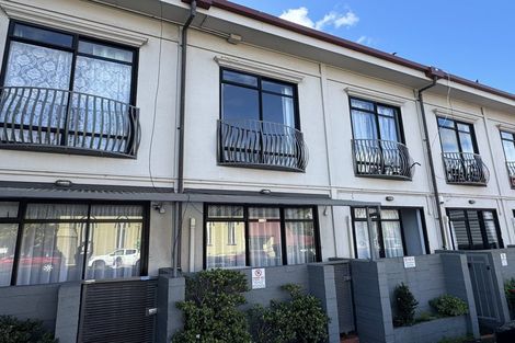 Photo of property in 66d Grey Street, Onehunga, Auckland, 1061