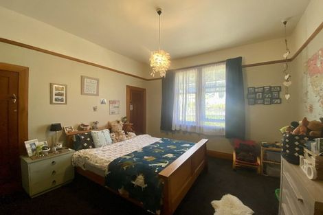 Photo of property in 71 Kent Street, Picton, 7220