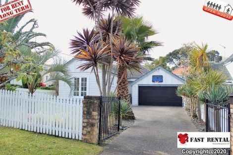 Photo of property in 36 Belle Vue Avenue, Northcote Point, Auckland, 0627