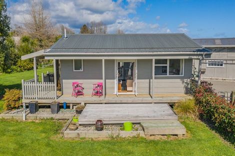 Photo of property in 13 Boulton Road, Levin, 5510