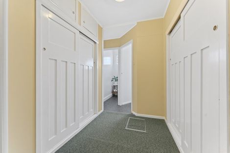 Photo of property in 31 Young Street, New Plymouth, 4310