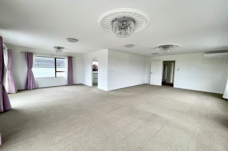 Photo of property in 26 Devon Road, Bucklands Beach, Auckland, 2012