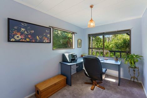 Photo of property in 203 Te Moana Road, Waikanae, 5036