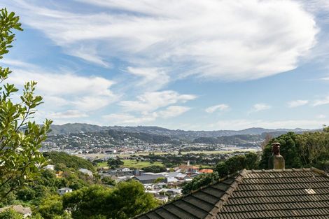 Photo of property in 22 Tannadyce Street, Strathmore Park, Wellington, 6022