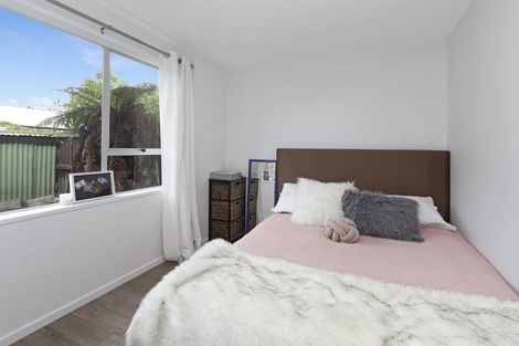 Photo of property in 2/72 Lakewood Drive, Burwood, Christchurch, 8083