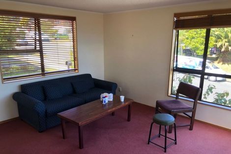 Photo of property in 16 Chestnut Grove, Maungaraki, Lower Hutt, 5010