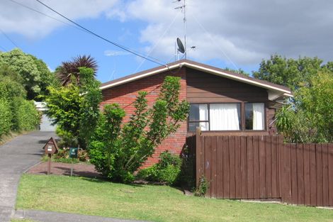 Photo of property in 1/3 Aotearoa Terrace, Murrays Bay, Auckland, 0630