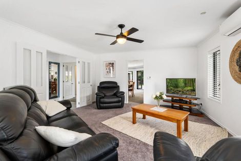 Photo of property in 16 Bermuda Drive, Papamoa Beach, Papamoa, 3118