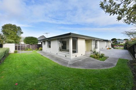 Photo of property in 2/8 Palatine Terrace, Huntsbury, Christchurch, 8022