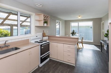 Photo of property in 57 Denise Crescent, Hornby, Christchurch, 8042