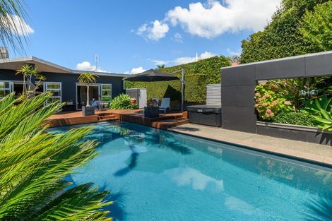 Photo of property in 21 Hillcrest Road, Otumoetai, Tauranga, 3110