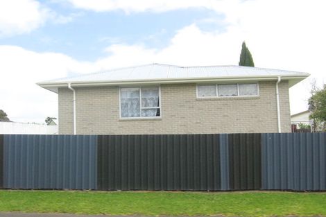 Photo of property in 30 Moncrieff Avenue, Clendon Park, Auckland, 2103